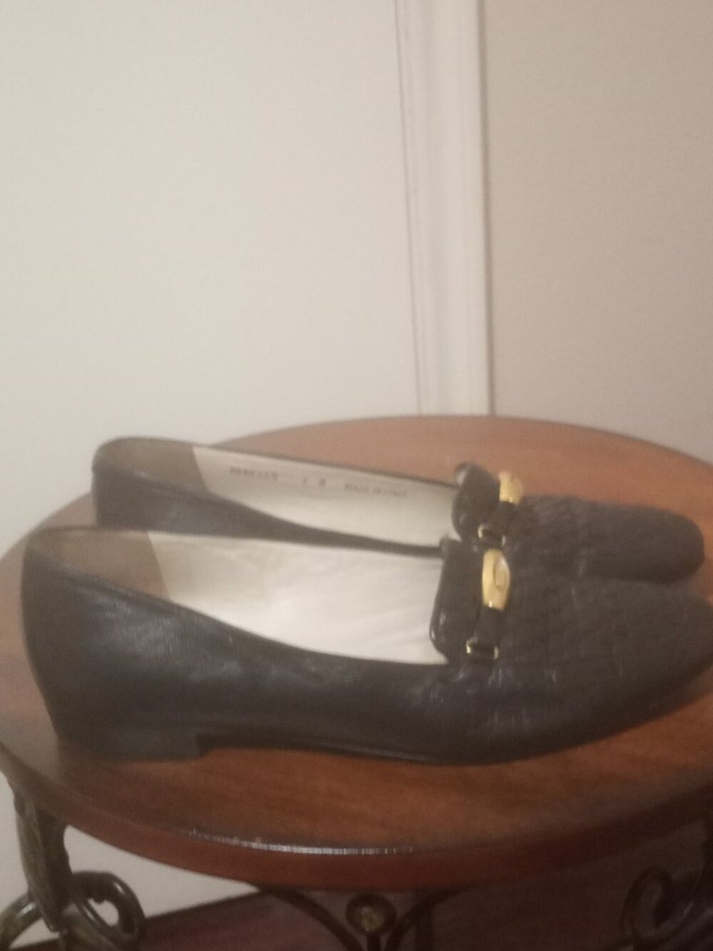 Bally Vanessa Vintage Womens Size 7M Woven Leather Flat Loafer Italy Made Shoes